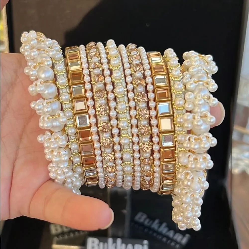 BUKHARI JEWELRY PAKISTANI DESIGNER GORGEOUS GAJRA BANGLE SET - Picture 6 of 7